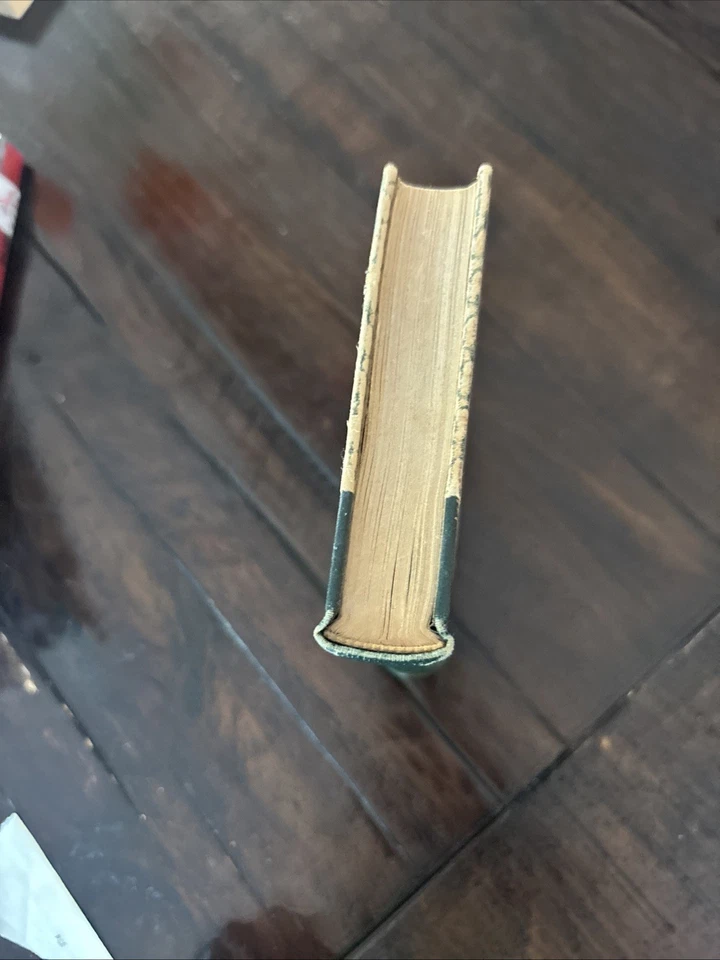 Shakespeare's FOUR GREAT COMEDIES, 1948, Pocket Books Collector's Edition - Image 2 of 4