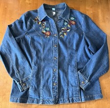 Vtg Embroidered Floral Denim Jacket Snap Front Seam Pocket XL Boho Festival Fall