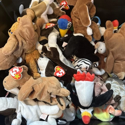 Lot of 425 TY Beanie Babies Vintage 90s Mixed Plush Animals Bulk Collection