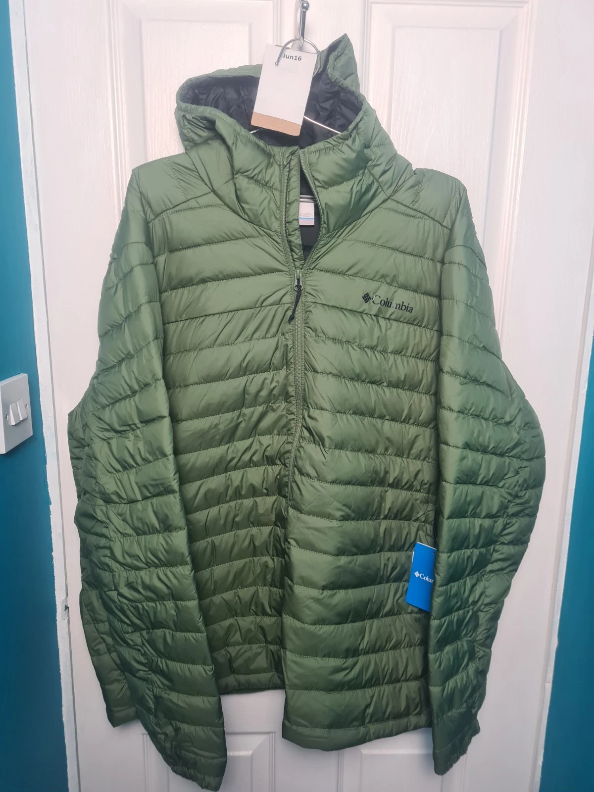 Columbia Men's Silver Falls Hooded Jacket in a canteen green color
