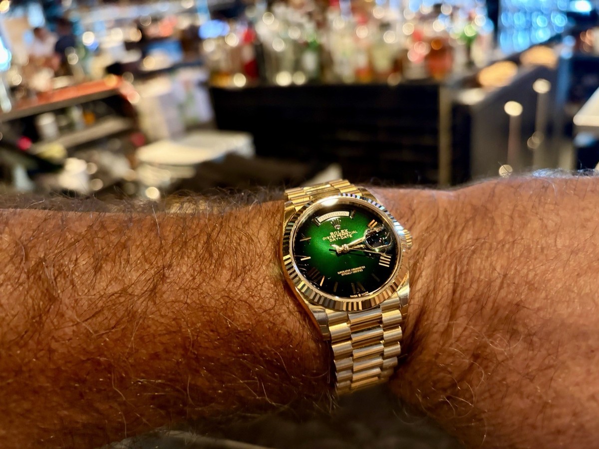 オ*♪様 ROLEXシルク ネクタイ Rolex 2026 Day-Date 18k yellow gold presidential 36mm Green Ombra