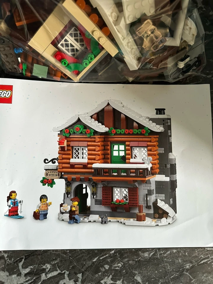 LEGO 10325 Alpine Lodge, photo 1 of 2