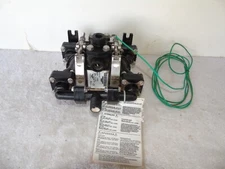 Versa-Matic Pump E6GG5B550 Air Operated Double Diaphragm Pump