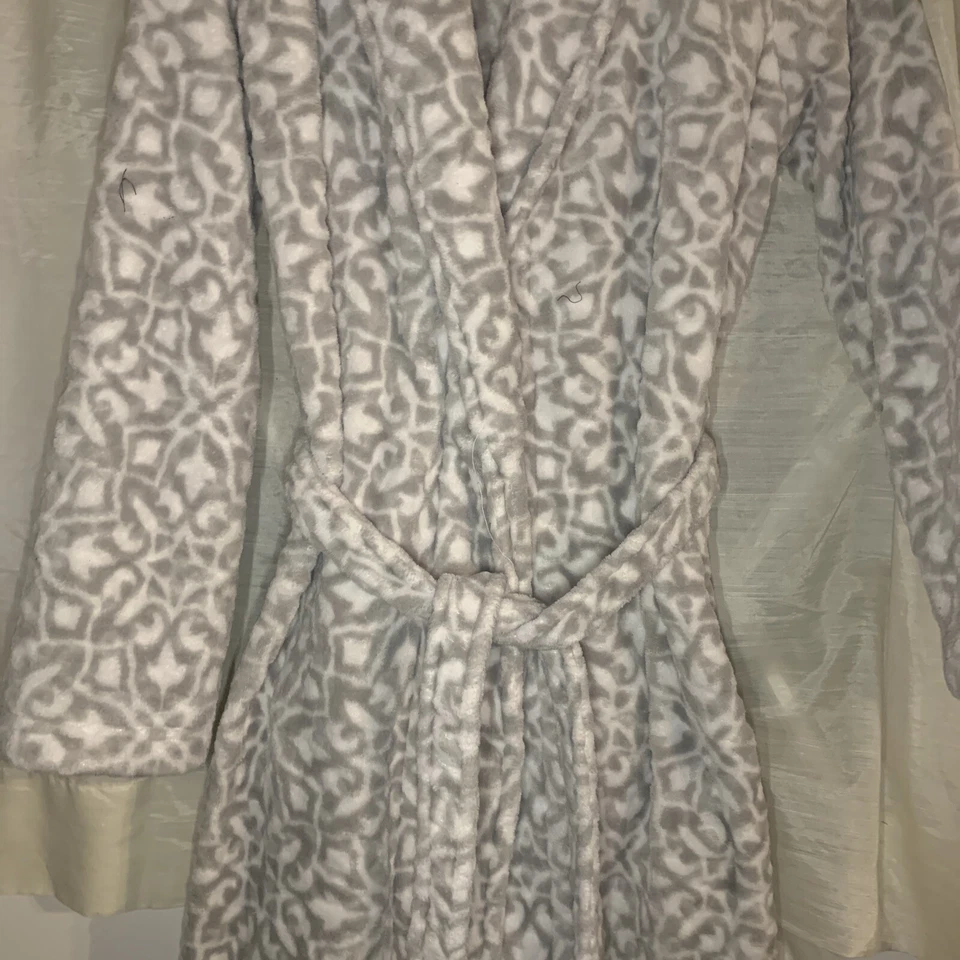 BATA NICOLE MILLER GRIS BLANCO CIERRE CORBATA FELPA SUAVE MANGA LARGA TALLA GRANDE Foto 4 de 4