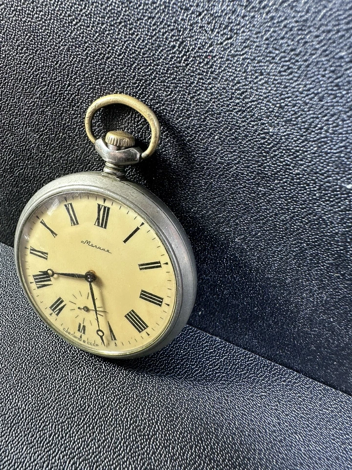 ⭐VINTAGE soviet pocket watch MOLNIJA Ural story cupronickel 18jew made in USSR - Image 3 of 4