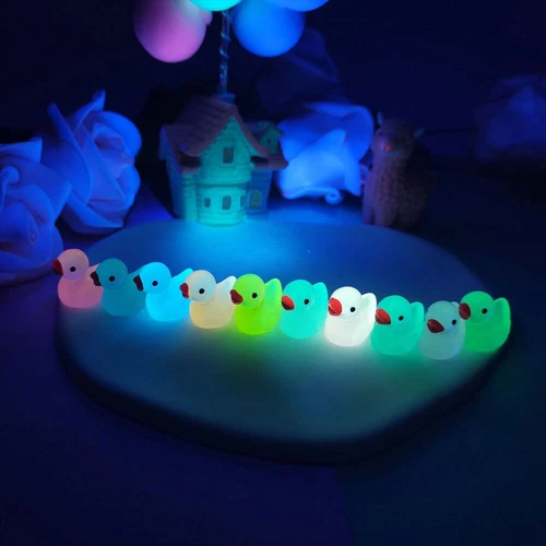 100X Mini Resin Ducks Luminous Tiny Ducks Miniature Duck Glow in the Dark UK - Picture 4 of 12