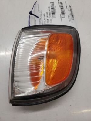 Toyota 4 Runner IQ, Front Left Fender Mounted Park Signal Lamp,99