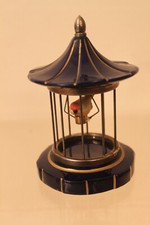 Porcelaine miniature de Capo di Monte cage à oiseau avec oiseau  de 1960  H  13