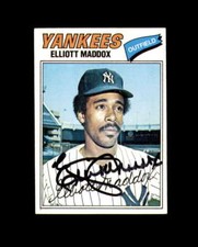 Elliott Maddox Signed Original 1977 Topps New York Yankees Autographed