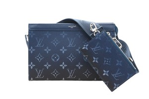 Louis Vuitton Gaston Wearable Wallet | eBay