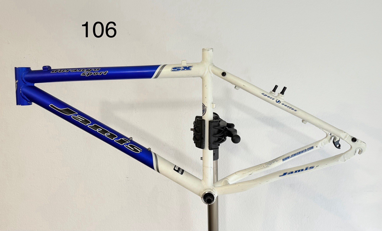 Frame 17 Inch.
