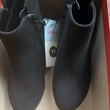 Cat Jack Penelope Black Faux Suede Ankle Bootie Side Zip Round Toe US 11