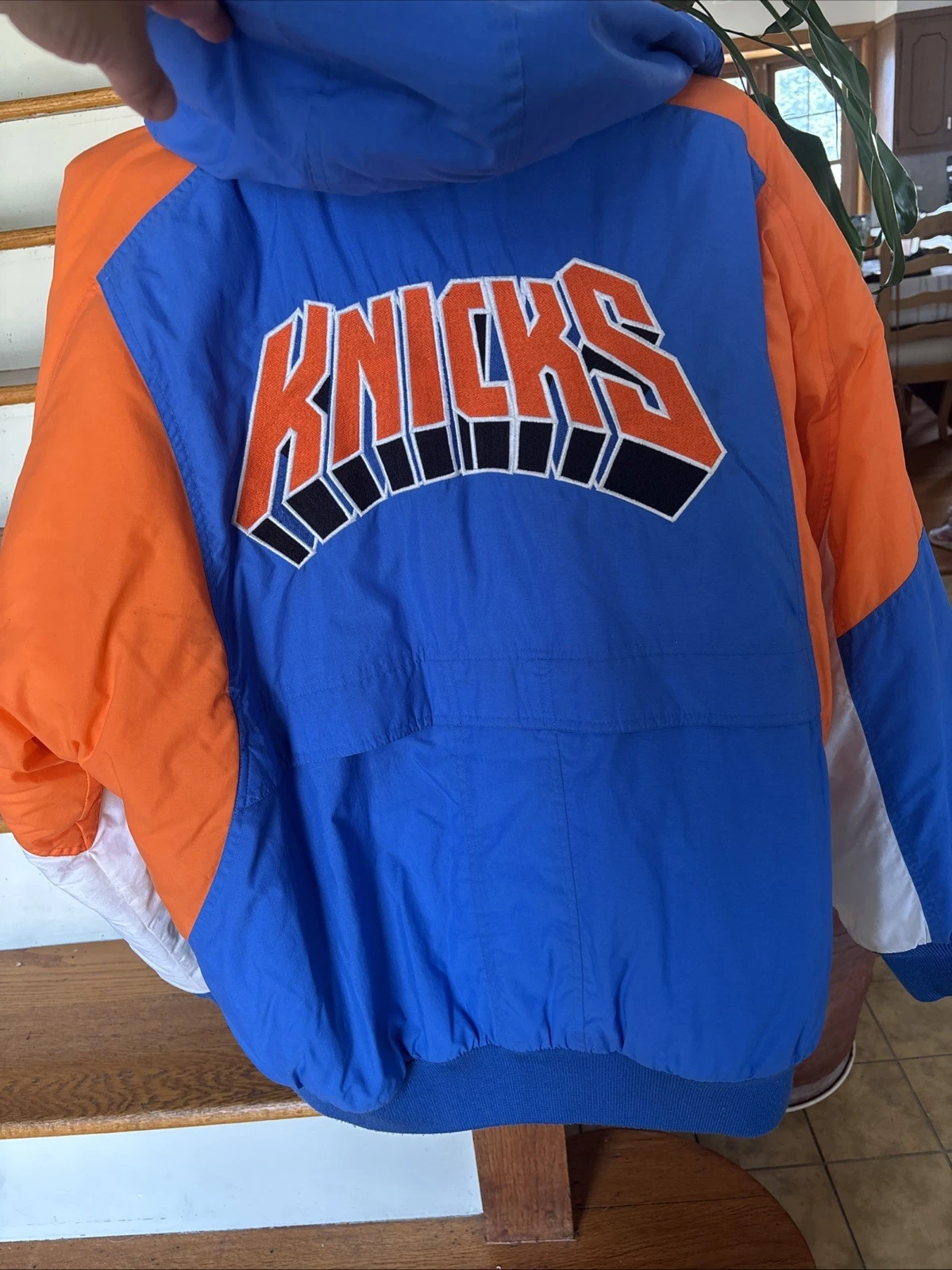 Vintage 90s Apex One MBA New York Knicks Puffer Full Zip Hoodie Jacket XL - product detail image 5