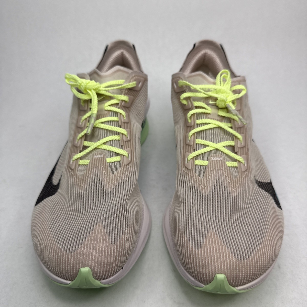 Size 10 - Nike ZoomX VaporFly Next% 4 Silt Red Barely Volt W 