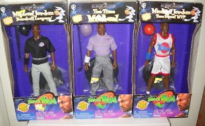 8072 Vintage Playmates Space Jam - 3 Michael Jordan Figures & 2