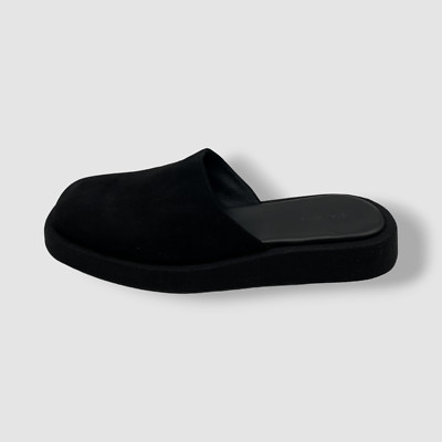 $685 GIA/RHW Women's Black Suede Slide Sandals Shoes Size $685 GIA/RHW Women's Black Suede Slide Sandals Shoes Size