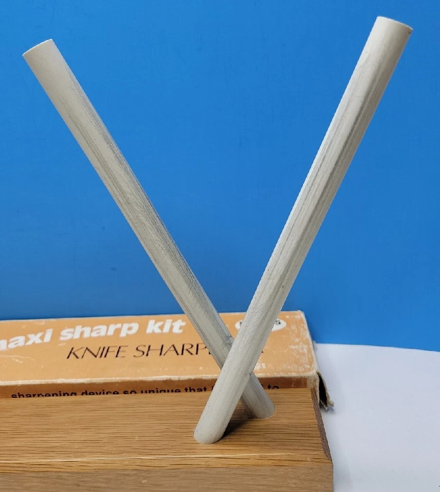 Kit de afilado de cubiertos Taylor vintage - varillas de cerámica y base de madera Foto 4 de 4