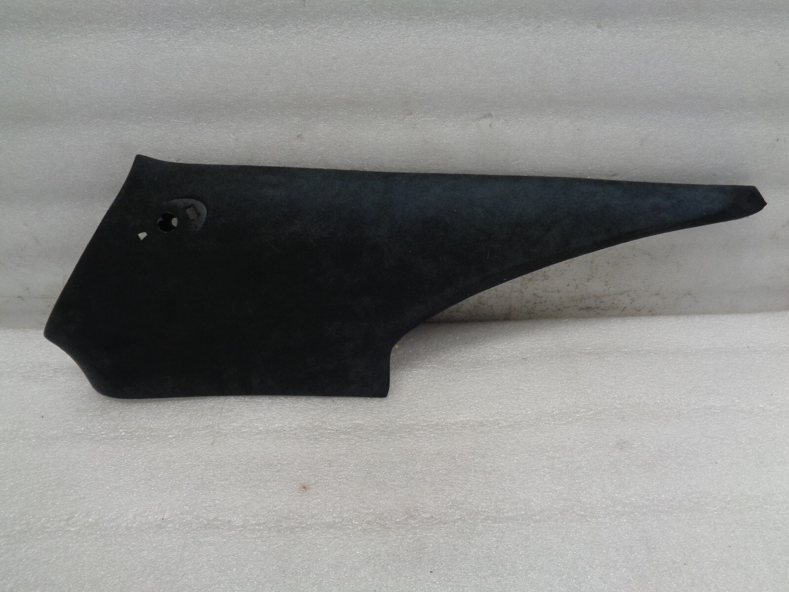 05-08 Maserati Quattroporte Rear Left Driver Upper C Pillar Trim OEM AK221043