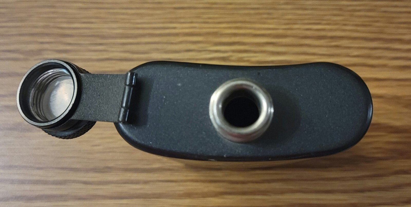 CUTTY Sark Blended Scotch Whisky - Black Stainless Steel Flask - 5 oz