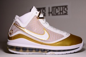 lebron 7 china moon