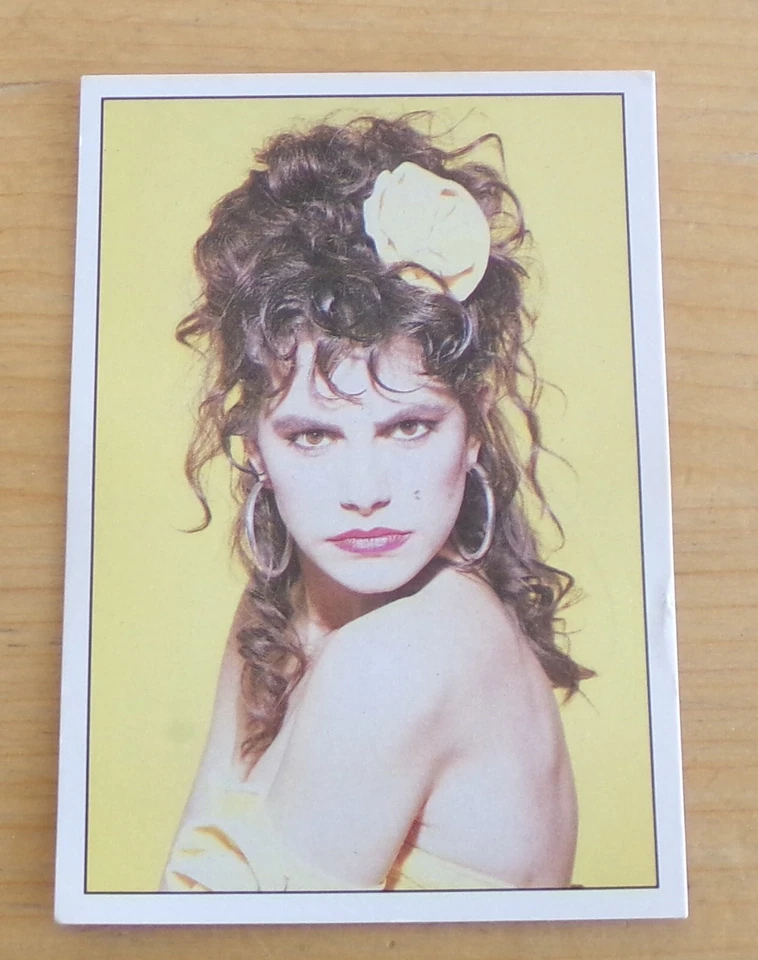 1988 LIO CHANTEUSE FRANCAISE PANINI MUSIQUE VIGNETTE D'ORIGINE NEUVE - Photo 1/2