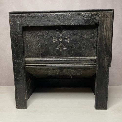 Ancien repose-pied / chaufferrette de coiffeur / barbier en bois et fonte - 第 6/8 張圖片