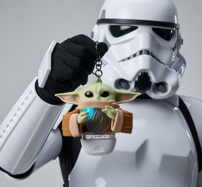 Grogu Mandalorian Star Wars Bath and Body Works pocketbac Holder keychain