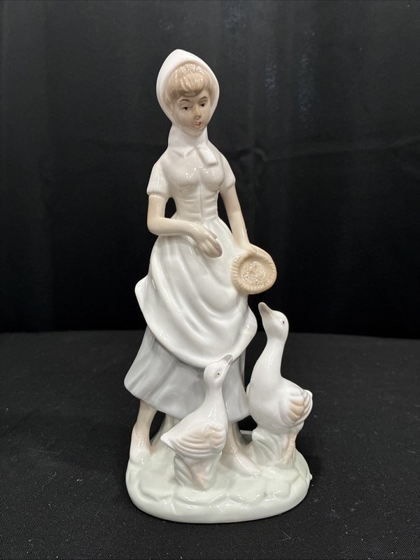 Price Products Taiwan Dutch Girl Feeding Geese Porcelain Figurine Bellmawr NJ
