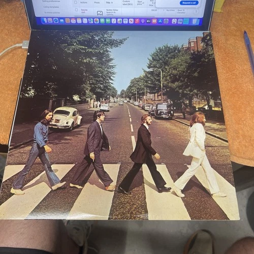 Beatles~Abbey Road LP~76 CAPITOL REISSUE~SO-383~PLAYS EXCELLENT~VG++/VG++