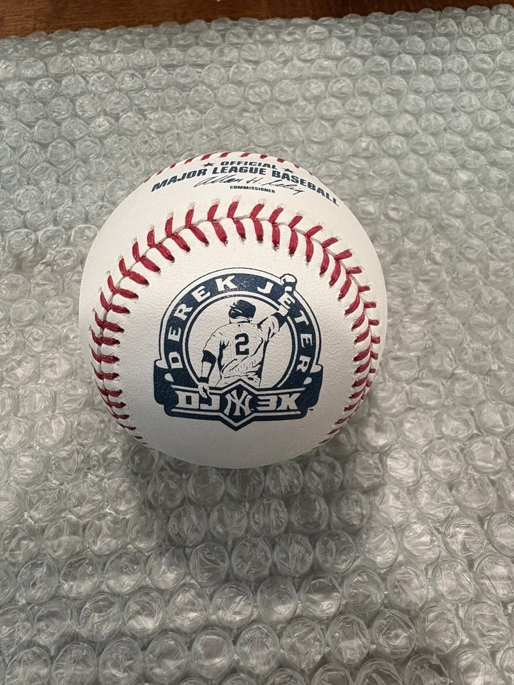 Derek Jeter 3000 Hits Logo DJ3K - Image 3 of 3