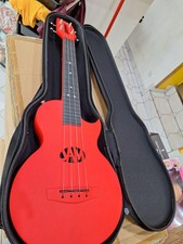Rock Jam Ukulele in Rot