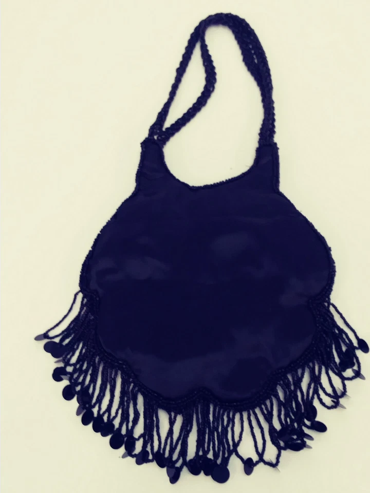 Hermosa Cartera Pequeña Bijoux Terner Negra Con Cuentas Lentejuelas Ocasión Especial  Foto 2 de 4