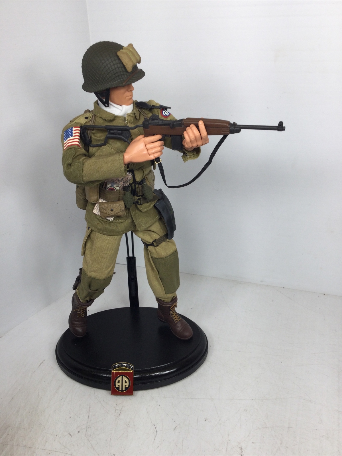 Picture 10 of 24