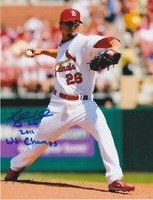 KYLE LOHSE ST. LOUIS CARDINALS  2011 WS CHAMPS  ACTION SIGNED 8x10