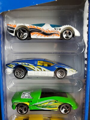 ト*ウ様 【オールド】Hot Wheels フェラーリ 7台セット Hot Wheels 5 Pack Diecast Car Set Tornado Twister Exclusive Design