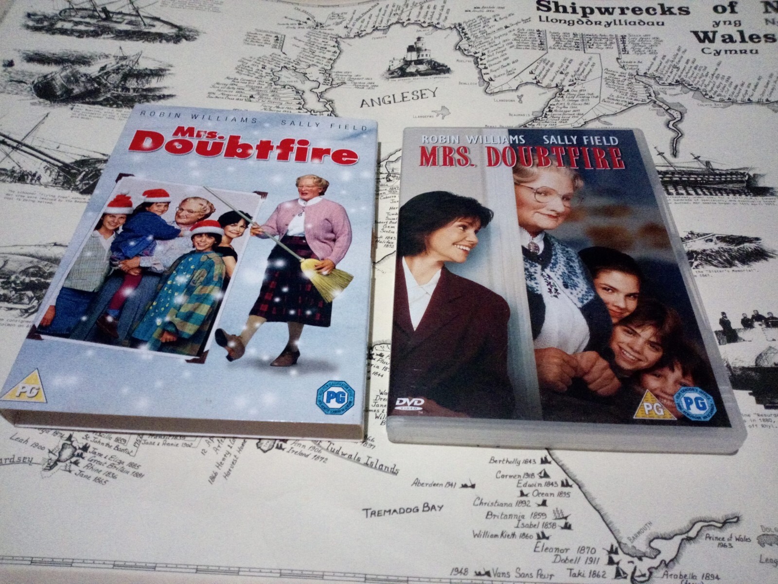 Mrs Doubtfire (DVD, 2001) with slipcover, Robin Williams, Sally Field