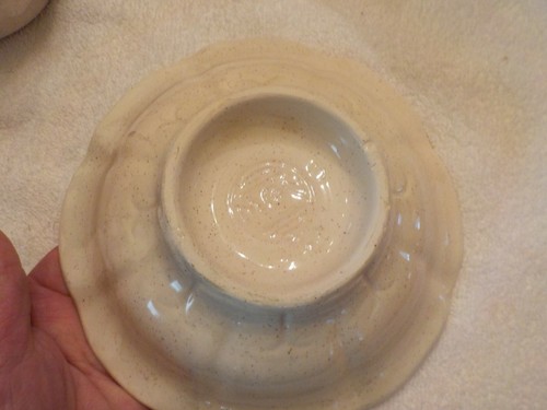 SMALL McCoy Pottery Pitcher And Wash Bowl Set Cream Speckled Finish USA - Picture 4 of 7