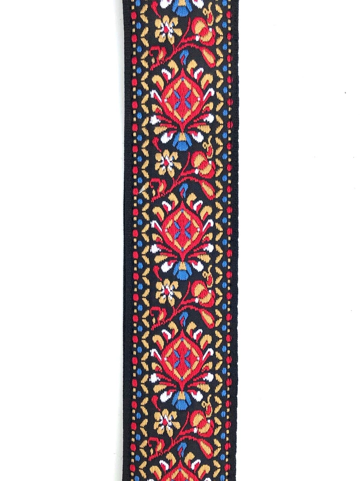 Ремешок гитарный плетеный Wedgie Jacquard с медиатором, красный с синими акцентами - Изображение 2 из 4