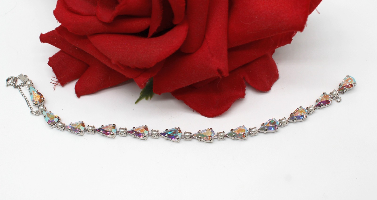 Vintage B. David Aroura Borealis  Rhinestone  Bracelet   CAT RESCUE