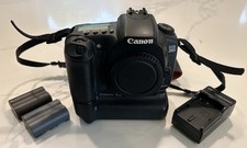 Canon EOS 20D DLSR Camera / BG-E2 Grip / Charger / 4 Batteries/ Strap -Excellent