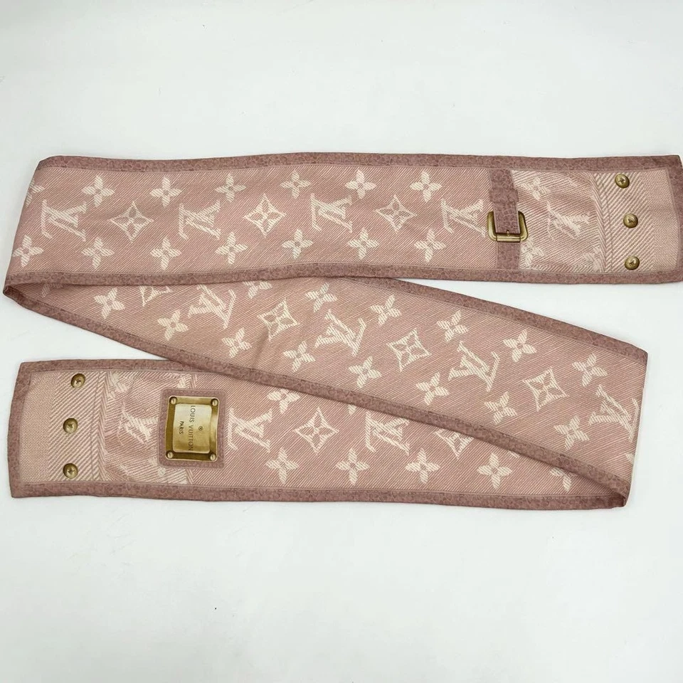Louis Vuitton Bandeau M72339 Nuevo Denim Monograma Seda Bufanda Rosa 120x8,5 cm Foto 4 de 4