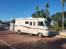 2005 FLEETWOOD TERRA LOW MILES 037000