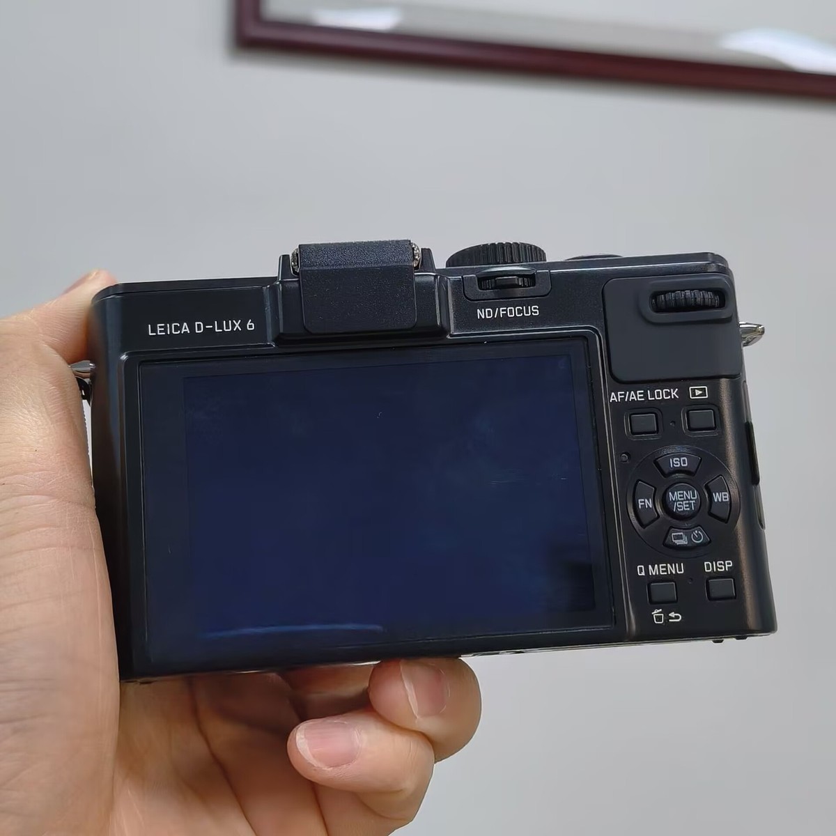 Leica D-LUX 6 Black 10.1 MP 3.8x Optical Zoom Compact Digital