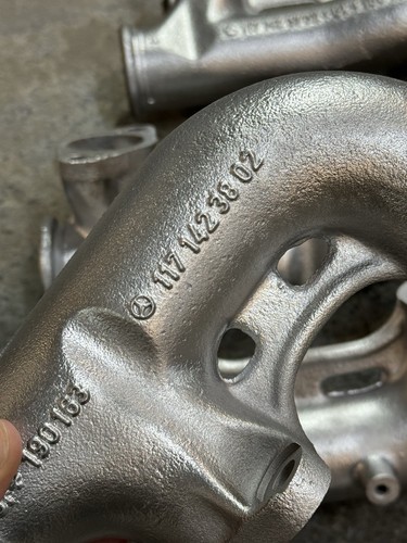 Exhaust Manifold Mercedes Benz W126 M117 5.0 500 SE SEL SEC 560 5.6 V8 SL R107 - Picture 5 of 15