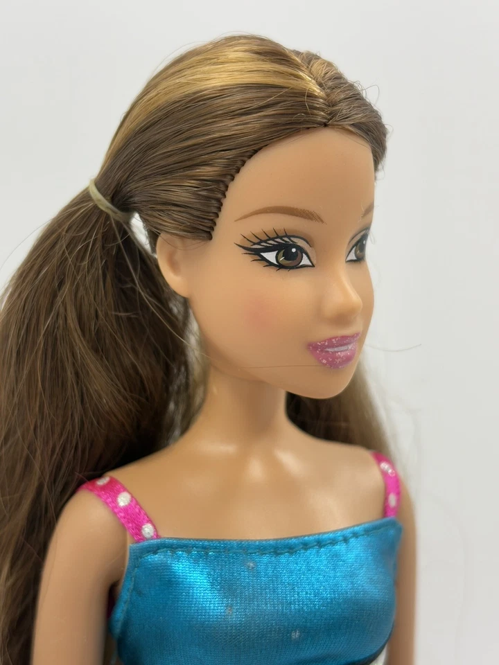 Pom Pom Divas Barbie & Teresa Fly Girls Dolls 2007 Cheerleader Set Incomplete - Image 3 of 4