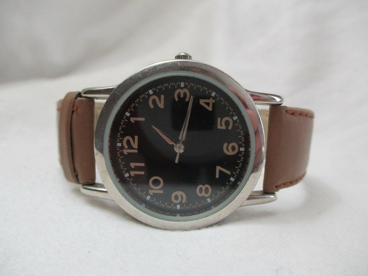 Calvin Hill Wristwatch Brown Buckle Band Silver Tone Round Black Face