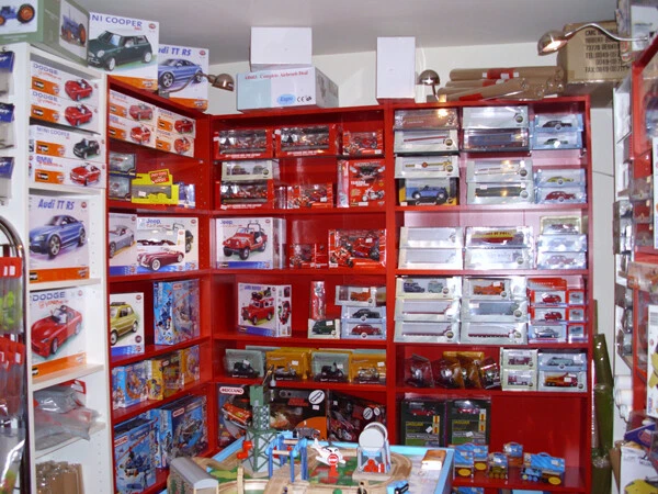 PECO PL-11 - 1 x Surface Mounted Point Motor 00/N/0 Gauge + Plus 2nd Class Post - Image 4 of 4