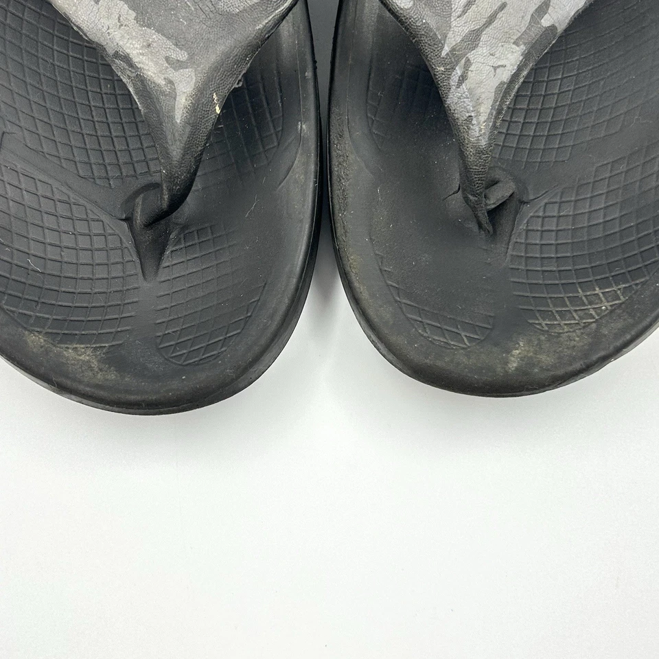 Sandalias Oofos Chanclas Negras Grises Camufladas Recuperación Hombres 10 Mujeres 12 EU 43 Foto 3 de 4