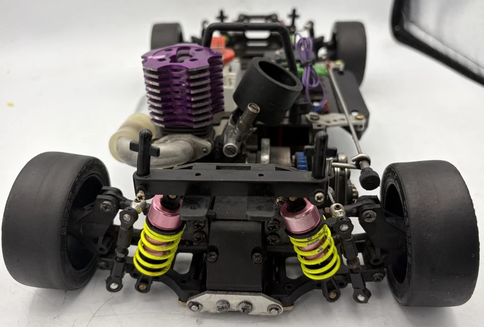For parts Kyosho engine car 4WD chassis vintage rare - image 4 of 4