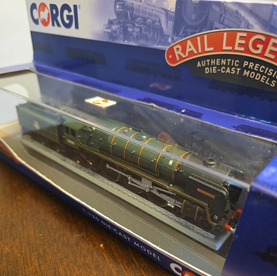 CORGI Rail Legends 1:120 ST97701 TRAIN BR 4-6-2 Britannia Class circa 2012 - Image 3 of 4